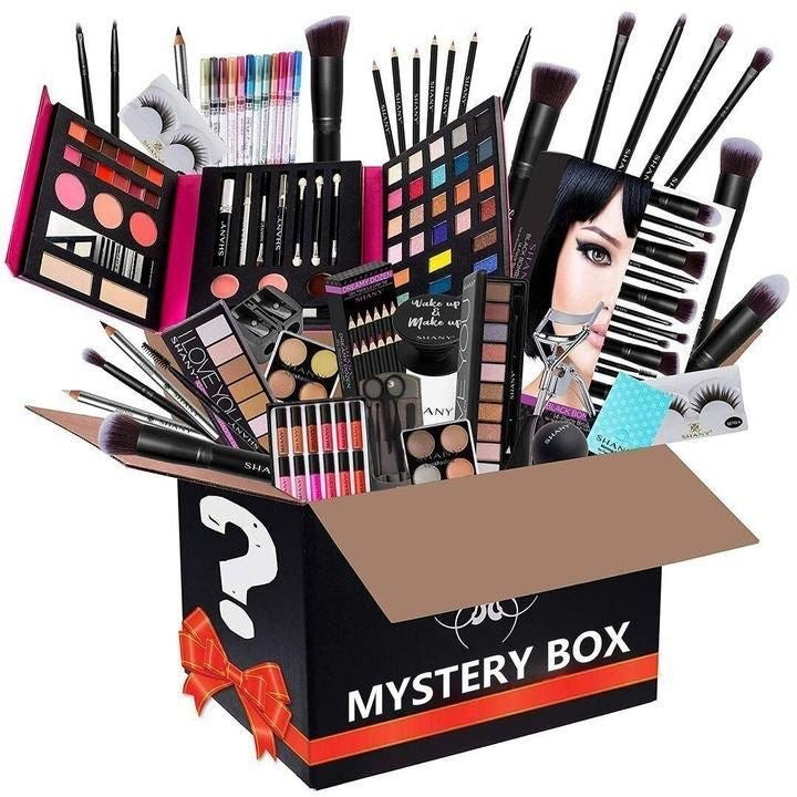 MISTERY BOX MAQUILLAJE